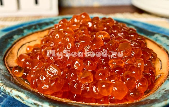 Красная икра крупным планом